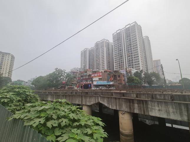 Cận cảnh dự án đường vành đai dài 2km, 13 năm vẫn bất động - 8