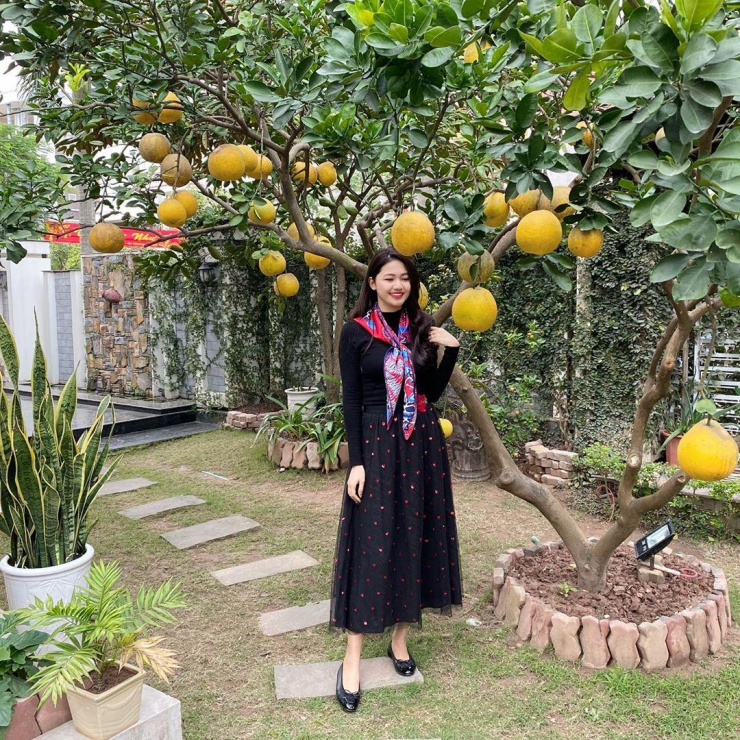 Cận cảnh biệt thự 'cung điện' của Á hậu vừa được chồng đại gia tổ chức sinh nhật rực rỡ như đám cưới - 6