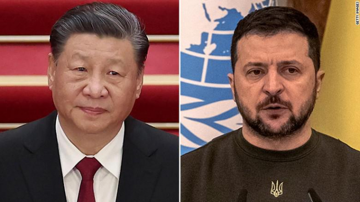 Chủ tịch Trung Quốc Tập Cận Bình (trái) và Tổng thống Ukraine Volodymyr Zelensky. Ảnh: CNN