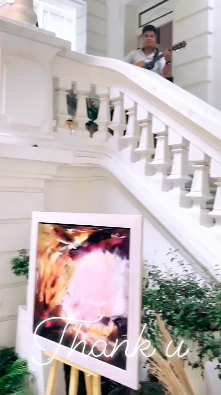 Cận cảnh biệt thự 'cung điện' của Á hậu vừa được chồng đại gia tổ chức sinh nhật rực rỡ như đám cưới - 8