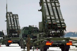 Thế giới - Quan chức Ukraine nói về thách thức khi dùng Patriot đánh chặn tên lửa S-300 của Nga