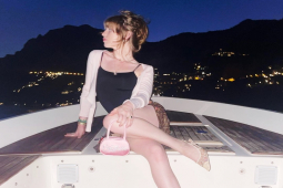 Thời trang - "Công chúa dầu mỏ" mặc phóng khoáng sau khi lấy chồng