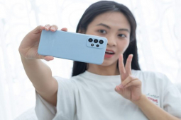 Thời trang Hi-tech - Sắm điện thoại nào dưới 5 triệu "hời" nhất?