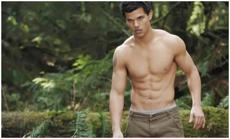 “Người sói” Taylor Lautner từng là nam thần của các chị em với body hoàn hảo, cơ bụng săn chắc chuẩn sáu múi.&nbsp;
