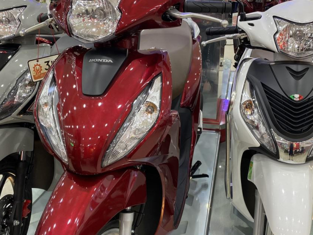 Thị trường - Tiêu dùng - "Vua tay ga" Honda Vision hạ giá tại nhiều đại lý trong nước