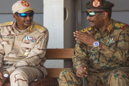 Tướng quân đội Sudan có động thái bất ngờ với phe quân sự đối lập
