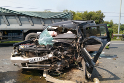 Tin tức trong ngày - Tai nạn nghiêm trọng trên cầu La Ngà, 6 người thương vong