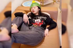 Clip hài hước - Cô gái khóc thét khi bị ông bố lầy lội troll mỗi ngày