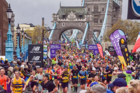 Rúng động London Marathon 2023: VĐV qua đời sau khi cán đích thành công