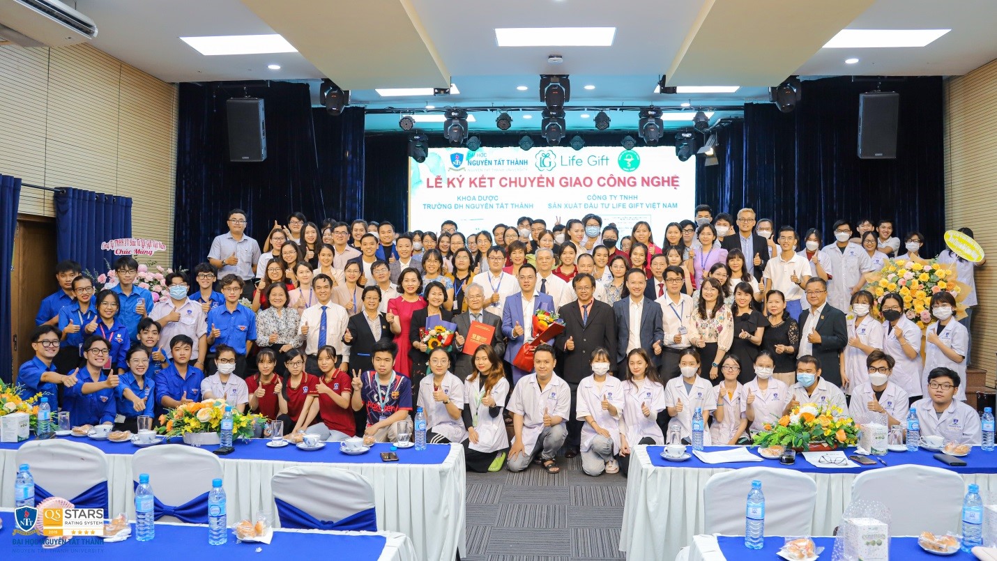 Toàn cảnh buổi hội thảo.