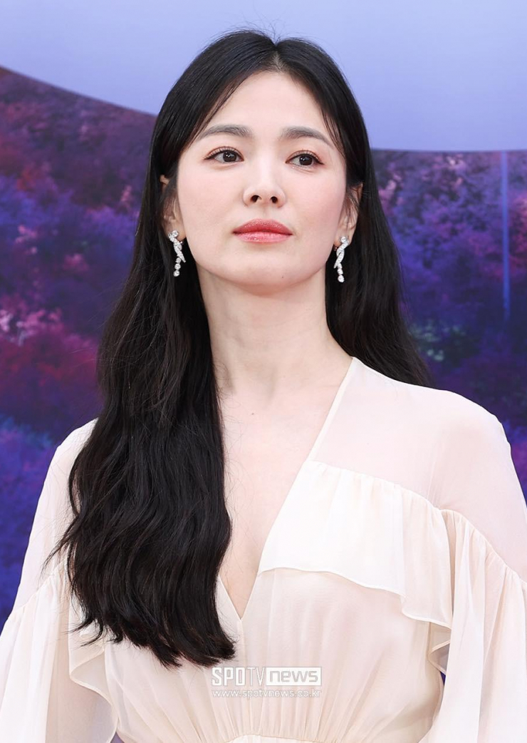 Song Hye Kyo gây sốt nhờ một khung hình tại Baeksang 2023 - 5