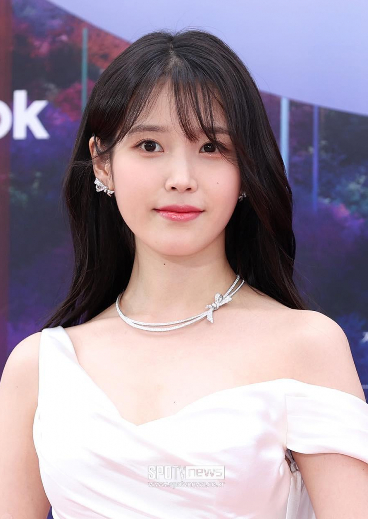 Song Hye Kyo gây sốt nhờ một khung hình tại Baeksang 2023 - 9