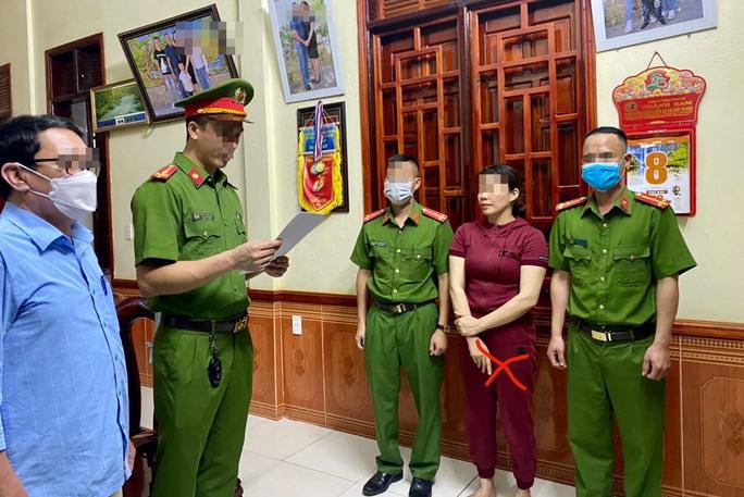 Khởi tố bị can đối với Phạm Thị Thanh về hành vi đánh bạc