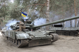 Cố vấn của Tổng thống Ukraine đưa ra tuyên bố trái ngược với tướng Mỹ