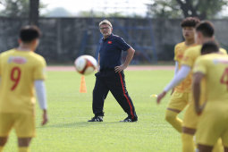 Bóng đá - HLV Troussier "đóng cửa" để U22 Việt Nam tập chiến thuật đấu U22 Lào