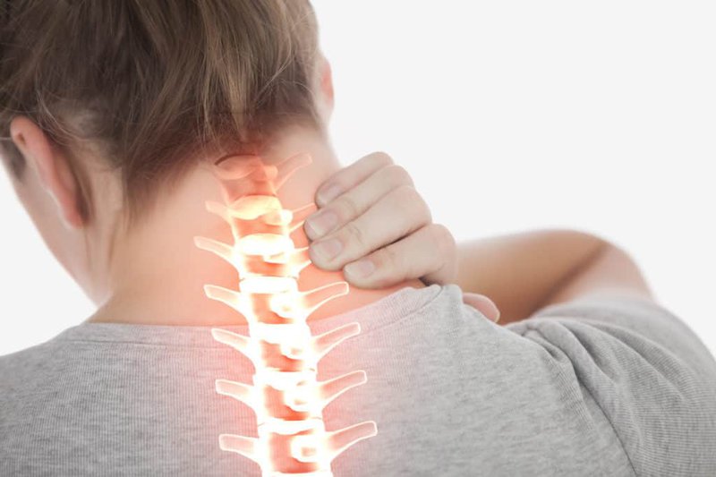 Đau cổ vai gáy là biểu hiện thường gặp của gai đốt sống cổ