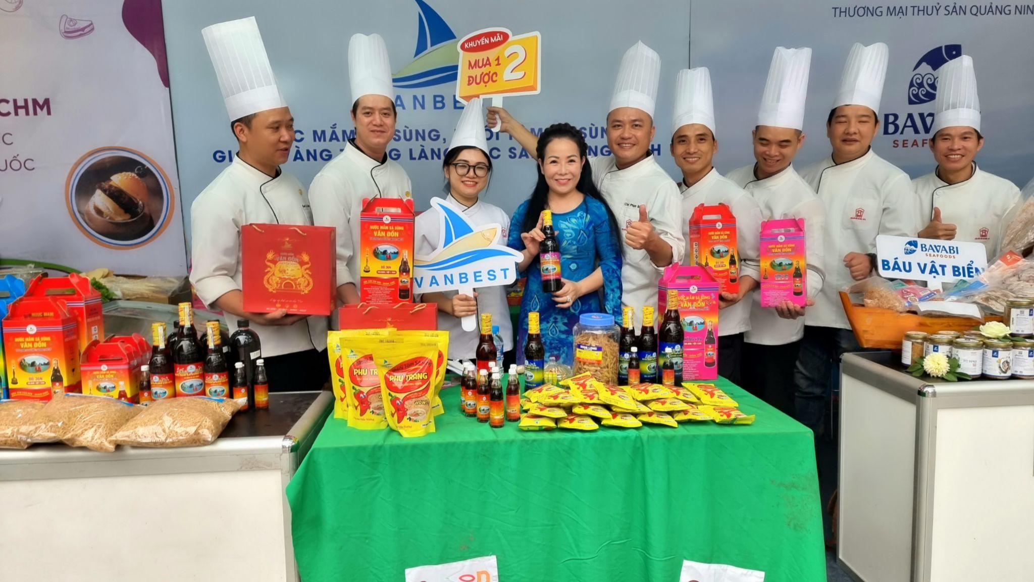 Vanbest với đa dạng sản phẩm mang đậm bản sắc ẩm thực miền biển Vân Đồn sẽ đem đến trải nghiệm tuyệt vời cho người tiêu dùng tại hội chợ lần này.