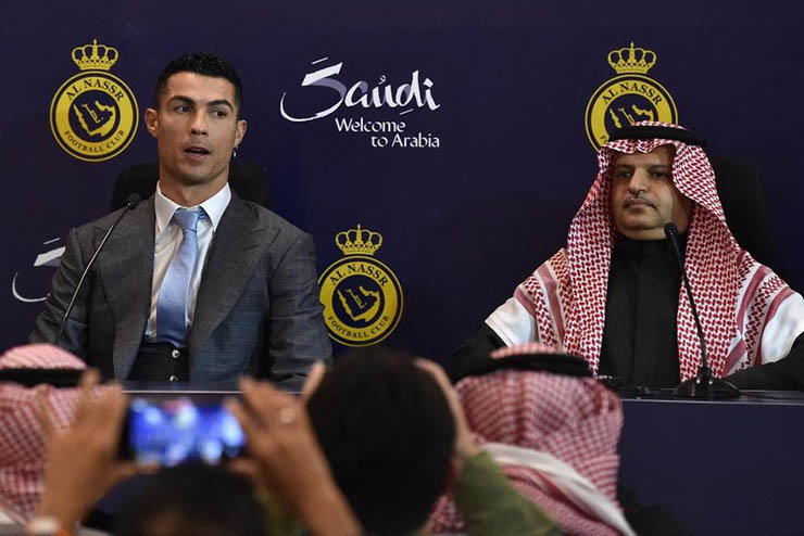 Chủ tịch&nbsp;Musalli Al-Muammar từng được ca ngợi khi đem Ronaldo về Al Nassr