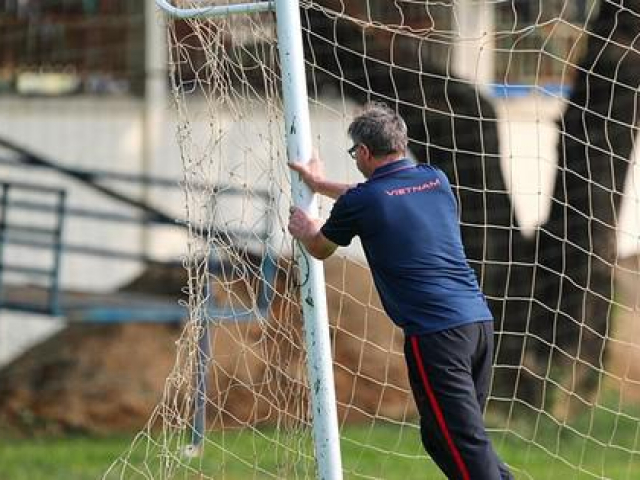 Bóng đá - U-22 Việt Nam cần thắng đậm Lào để giải hạn