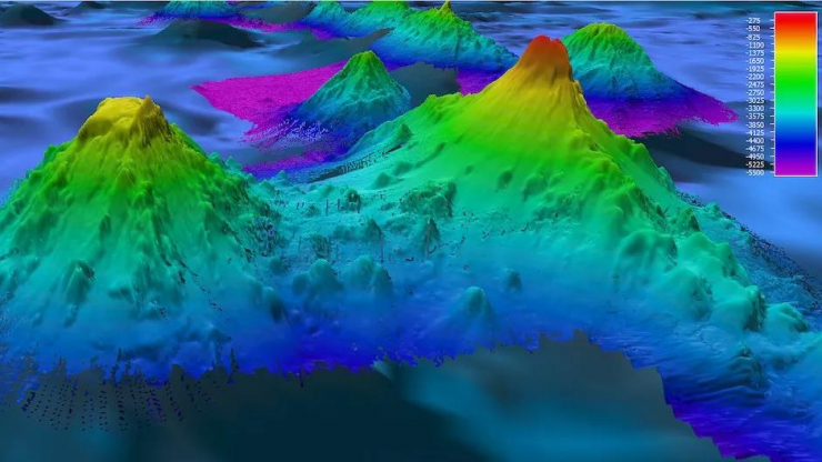 Một trong các núi lửa ngầm vừa được phát hiện, được khảo sát chi tiết thêm bằng kỹ thuật sonar - Ảnh: NOAA