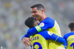 Bóng đá - Ronaldo giải cơn khát 3 trận "tịt ngòi", lập thông số khủng khiến fan trầm trồ