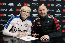 Bóng đá - MU "trói chân" Garnacho đến năm 2028: Fan phát hiện ra chi tiết giống Ronaldo