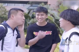 Clip hài hước - Chàng trai hóng hớt chuyện thiên hạ để rồi lĩnh hậu quả tê tái