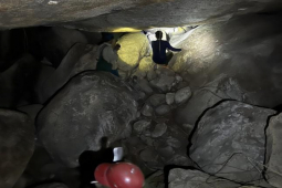 Tin tức trong ngày - Tìm thấy hiện vật sau 50 năm ở hầm địa đạo Gia Lai