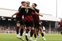 Bảng xếp hạng Ngoại hạng Anh: Man City chiếm ngôi đầu, Newcastle & MU vững vàng top 4