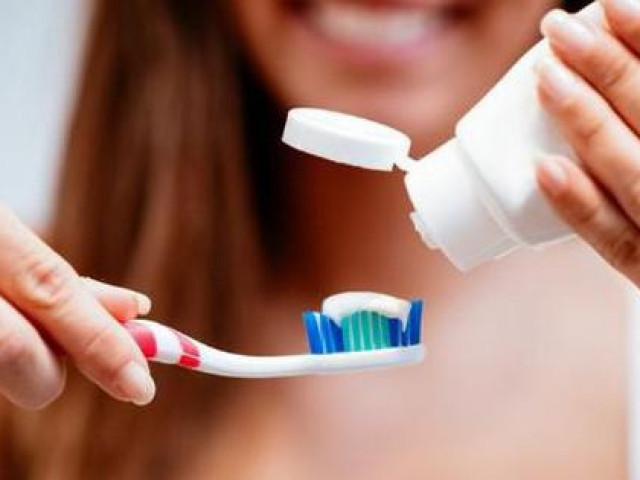 Vệ sinh răng miệng kém có nguy cơ mắc COVID nghiêm trọng
