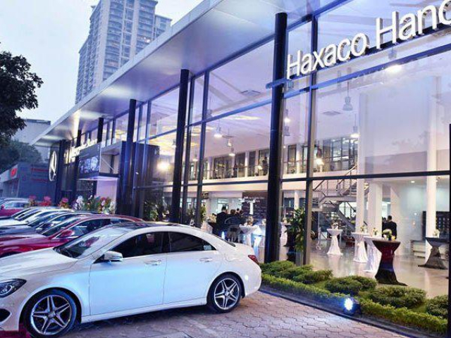 Kinh doanh - Nhu cầu sụt giảm, đại gia phân phối Mercedes-Benz báo lãi tuột dốc 94%