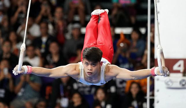 Campuchia cấm nhà vô địch thế giới thể dục dụng cụ tranh tài ở nhiều nội dung tại SEA Games 32 - 1