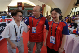 Vỡ òa đội cờ ốc Việt Nam giành HCV lịch sử SEA Games 32