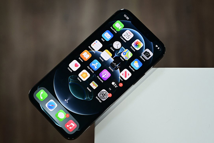 Nếu không có iOS và hệ sinh thái mạnh mẽ, iPhone của Apple sẽ rất tầm thường?