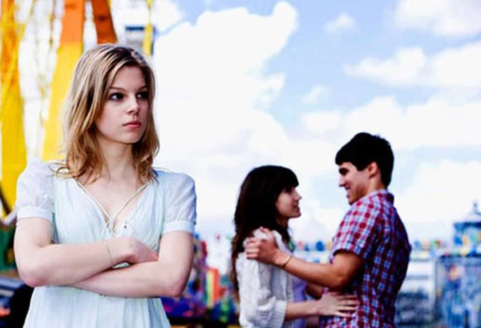 Cô vợ lắm chiêu cắt đuôi kẻ “đào mỏ” bằng “khổ nhục kế” (Ảnh minh họa).