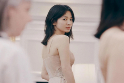 Làm đẹp - Mặt mộc của Song Hye Kyo ở tuổi 41 "gây sốt"