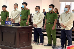 Pháp luật - Tuyên án nhóm "cát tặc" đánh chìm ghe khiến phó công an xã tử vong