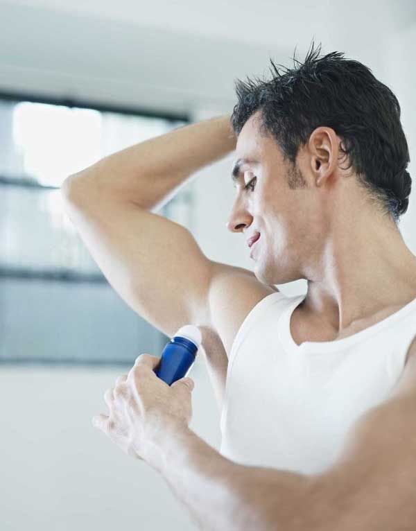 9 cách giúp chàng giảm mùi cơ thể cực hiệu quả trong mùa hè - 1