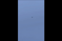 Thế giới - Video: Ukraine tự bắn rơi UAV của chính mình trên bầu trời Kiev