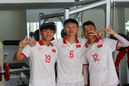 Bóng đá - HLV Troussier "thưởng nóng" U22 Việt Nam trước đại chiến với Malaysia