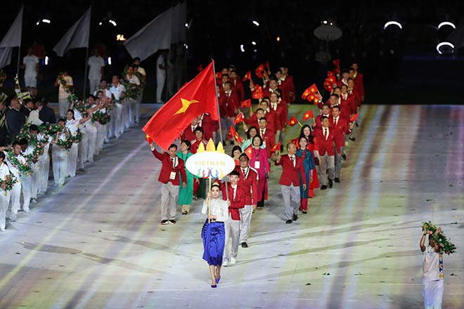 Lễ khai mạc SEA Games 32: Ấn tượng màn thắp đuốc, đại hội chính thức bắt đầu - 24