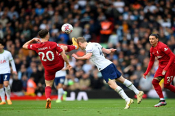 Tranh cãi Jota ghi bàn cho Liverpool, trước đó thoát thẻ đỏ dù đạp mặt cầu thủ Tottenham
