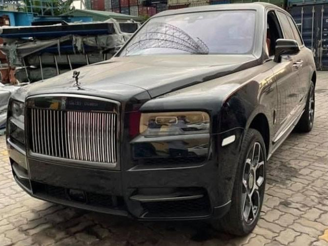 Tin tức trong ngày - Tìm chủ nhân Rolls-Royce Cullinan hơn 40 tỷ "bỏ quên" tại cảng Hải Phòng