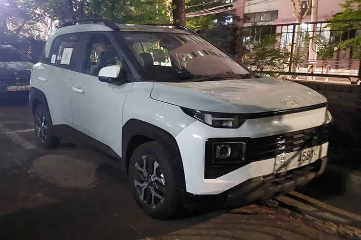 &#34;Tiểu Santa Fe&#34; - Hyundai Exter lộ diện ngoài đời thật - 1