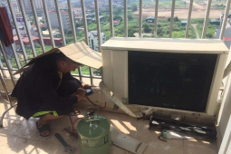 Kinh doanh - Nắng nóng kỷ lục, người làm công việc này thu tiền triệu mỗi ngày