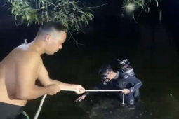 Tin tức trong ngày - Nhậu với bạn cạnh bờ ao, người đàn ông bất ngờ mất tích