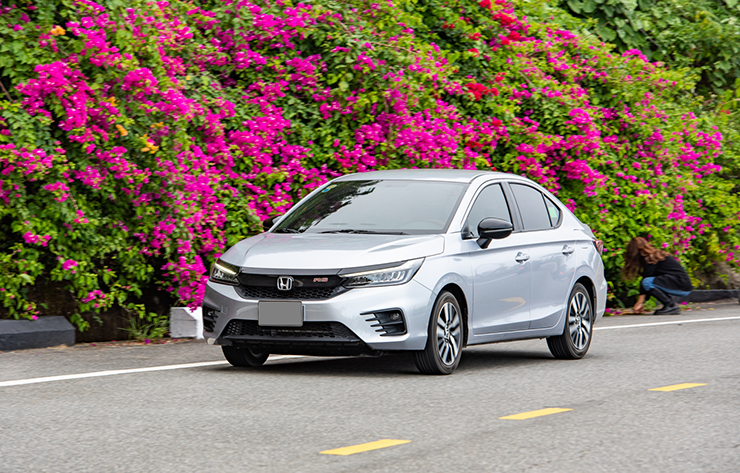 Giá xe Honda City niêm yết và lăn bánh tháng 5/2023 - 1