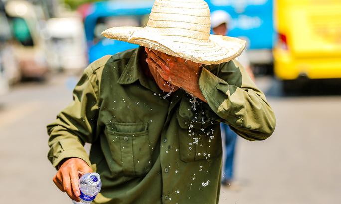 Kỷ lục nắng nóng tại Việt Nam liên tục bị phá vỡ. Ảnh minh họa NLĐ