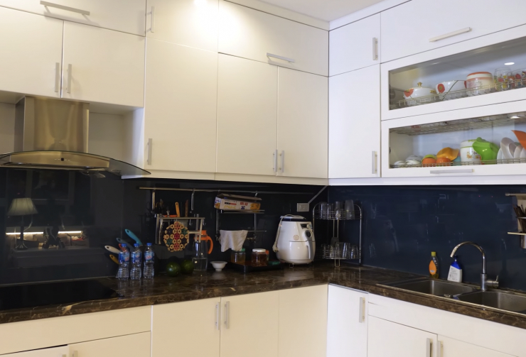 Cơ ngơi của hoa hậu vừa lên tiếng đính chính sau nghi vấn bí mật sinh con cho đại gia - 9