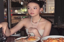 Thời trang - "2 bé gái đẹp nhất thế giới" ăn vận trưởng thành, khoe nét đẹp hút hồn tuổi dậy thì